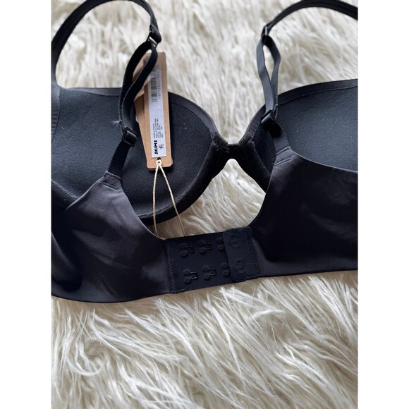 Skims Ultimate Push up Plunge Bra Onyx Size 32B - Picture 6 of 7